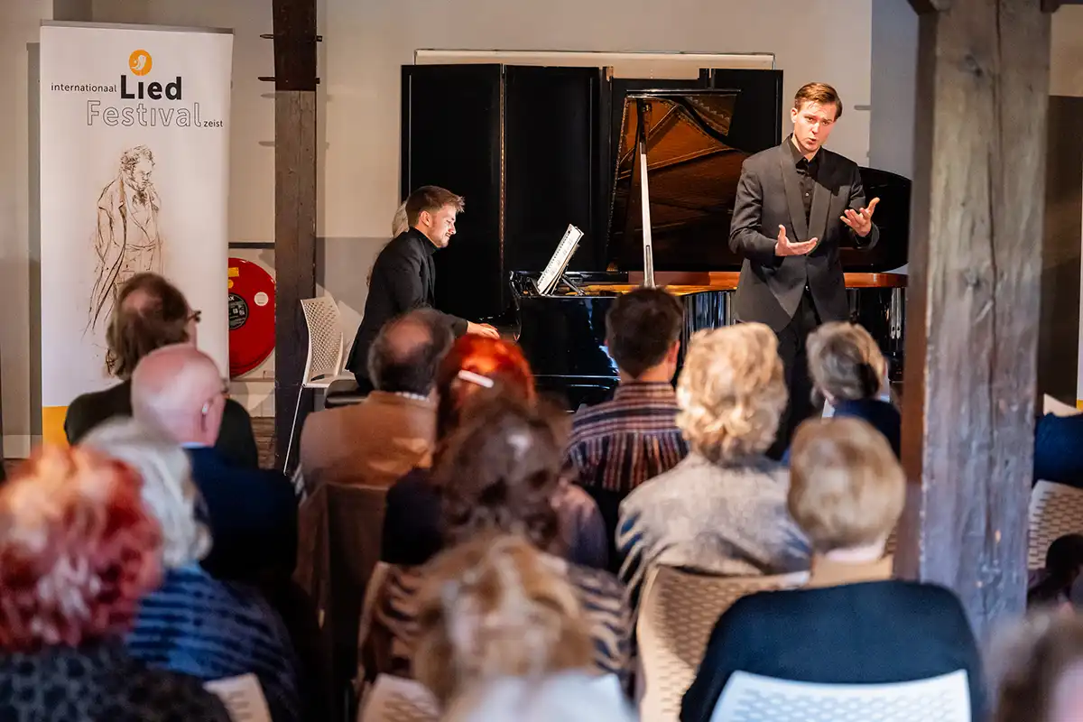 Tenor Sebastian Hill en pianist Will Harmer / © Mel Boas - Boasphoto.nl